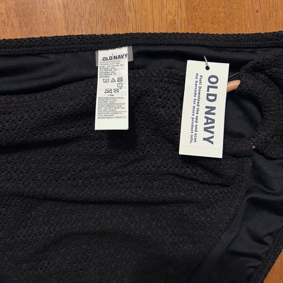 NWT - O-Ring Crochet-Knit Bikini Swim Bottoms, Black - Picture 4 of 6